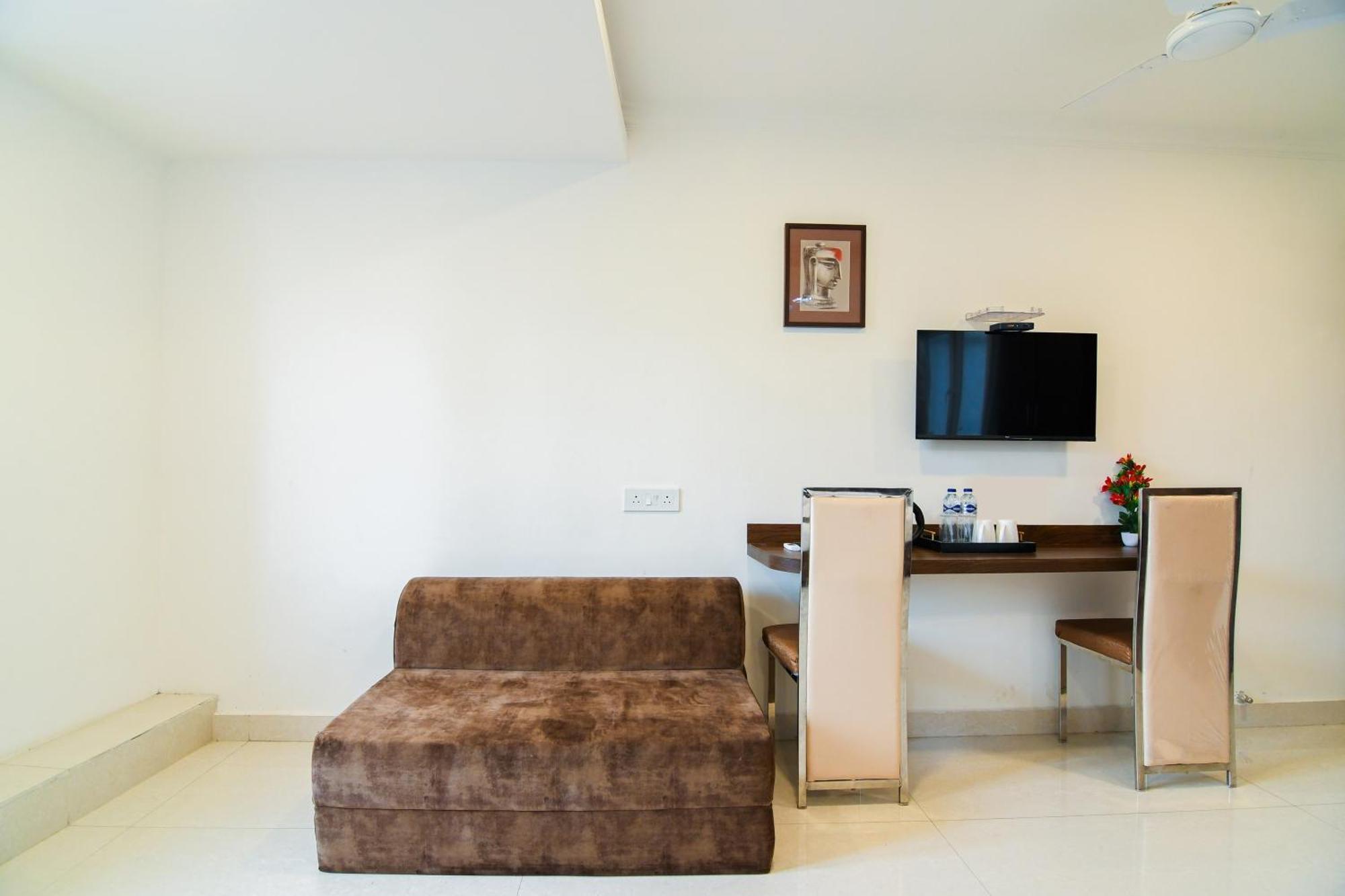 כלכותה Super Hotel O Eminent Hotel מראה חיצוני תמונה