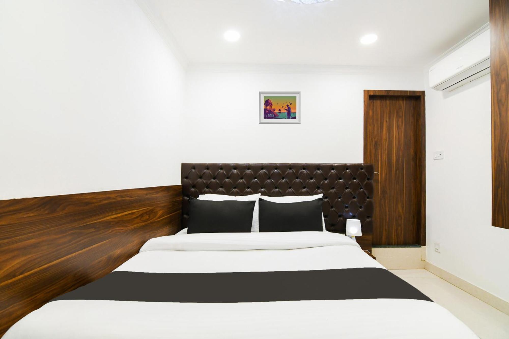 כלכותה Super Hotel O Eminent Hotel מראה חיצוני תמונה