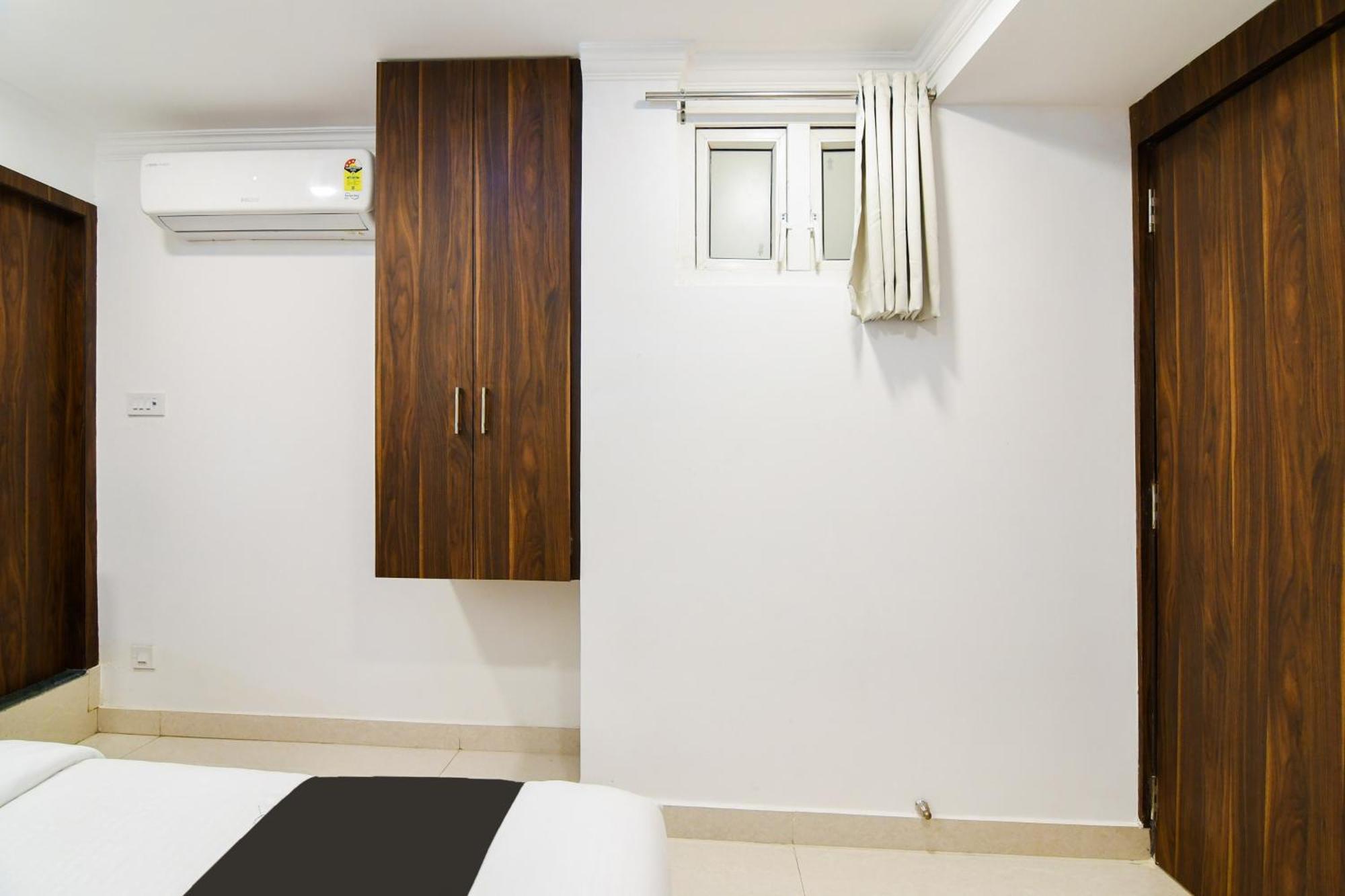 כלכותה Super Hotel O Eminent Hotel מראה חיצוני תמונה
