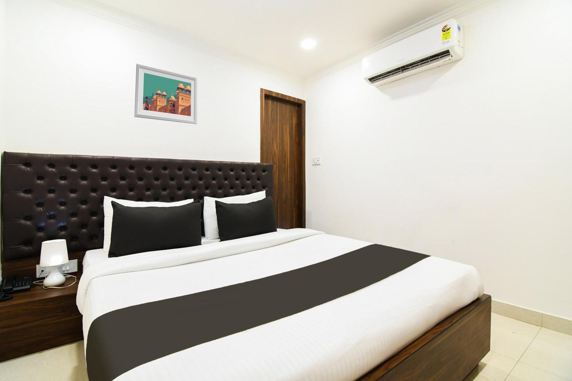 כלכותה Super Hotel O Eminent Hotel מראה חיצוני תמונה